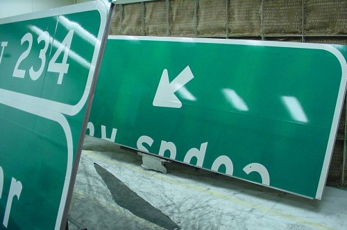 Spray easel at George Industries